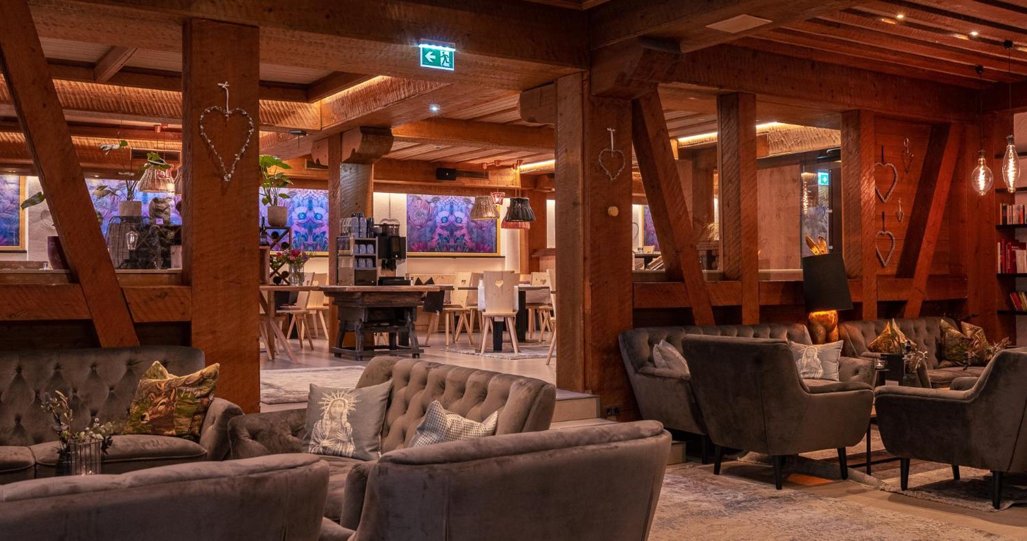Berghotel Basur - Das Schihotel Am Arlberg Флирш Экстерьер фото